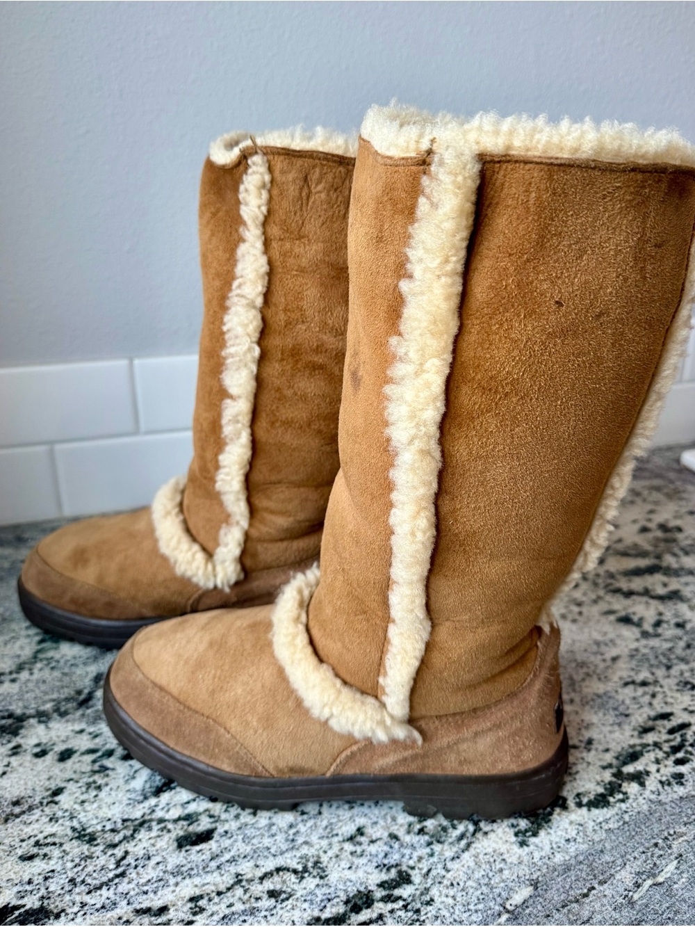 Vintage UGG Australia Sundance II. Size 9. VGUC. - Picture 4 of 10